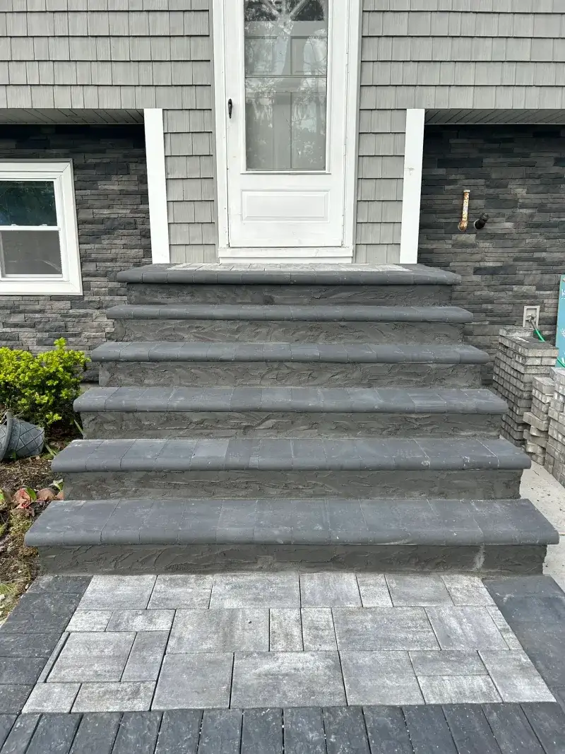 Paver Stoop